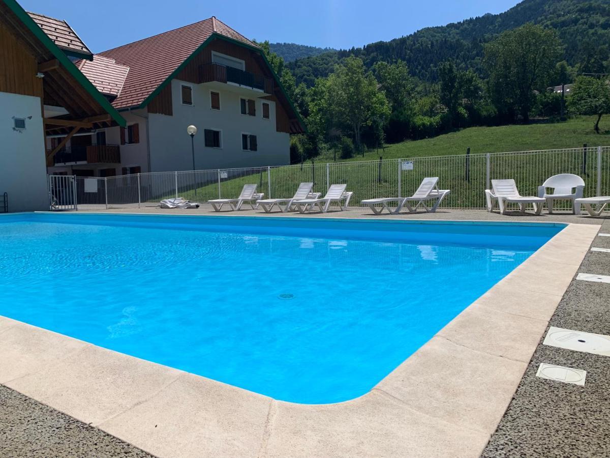 Petit Cocon Entre Lac, Golf Et Montagne, Proche D'Annecy ジエ エクステリア 写真